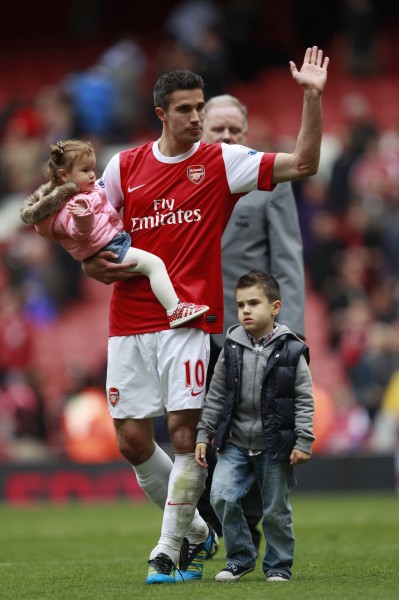 26岁巴西中场天才闪耀意甲，良心价仅4000万欧，4大豪门抢疯了（26岁巴西中场爆红意甲，4000万欧良心价引四大豪门竞逐）