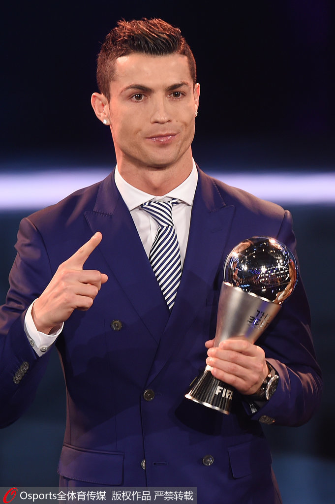 澳超联赛中央海岸水手vs悉尼FC因恶劣天气推迟至18：30进行